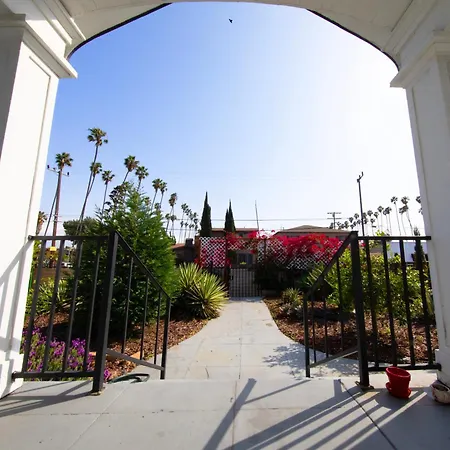 La Charming Bungalow